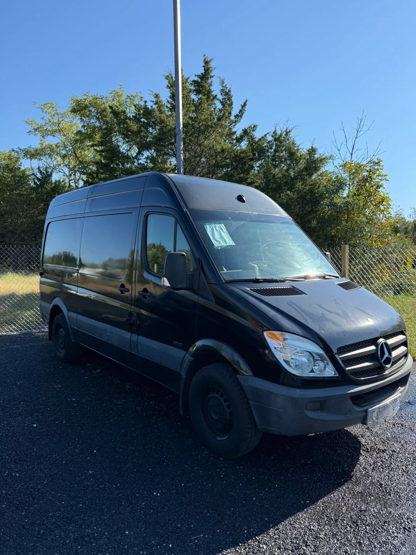 Used 2007 Dodge Sprinter 2500 RWD image 1