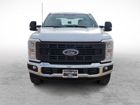 New 2026 Ford F250 XL w/ XL Off-Road Package AWD/4WD image 3