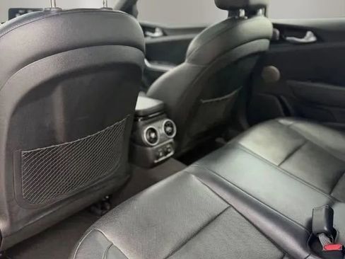 Used 2020 Kia Stinger GT-Line w/ Sun & Sound Package RWD image 19
