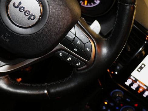 Used 2020 Jeep Grand Cherokee Limited X image 54