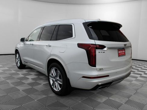 Used 2020 Cadillac XT6 Premium Luxury FWD image 6