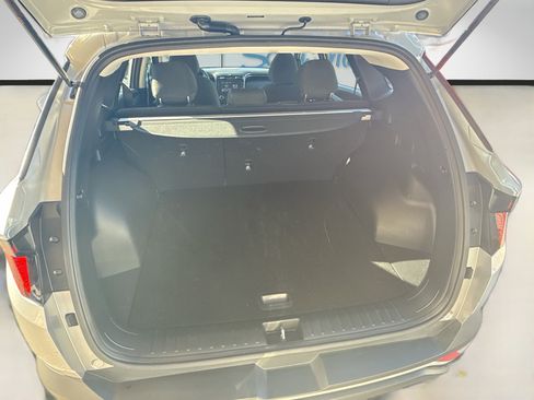 Used 2024 Hyundai Tucson SE image 25