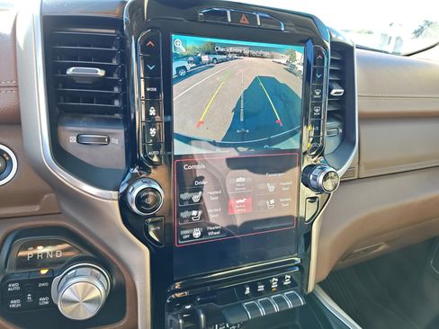 Used 2021 RAM 1500 Laramie AWD/4WD image 19