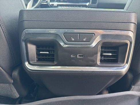 Certified 2023 GMC Sierra 1500 SLT w/ SLT Premium Package image 13