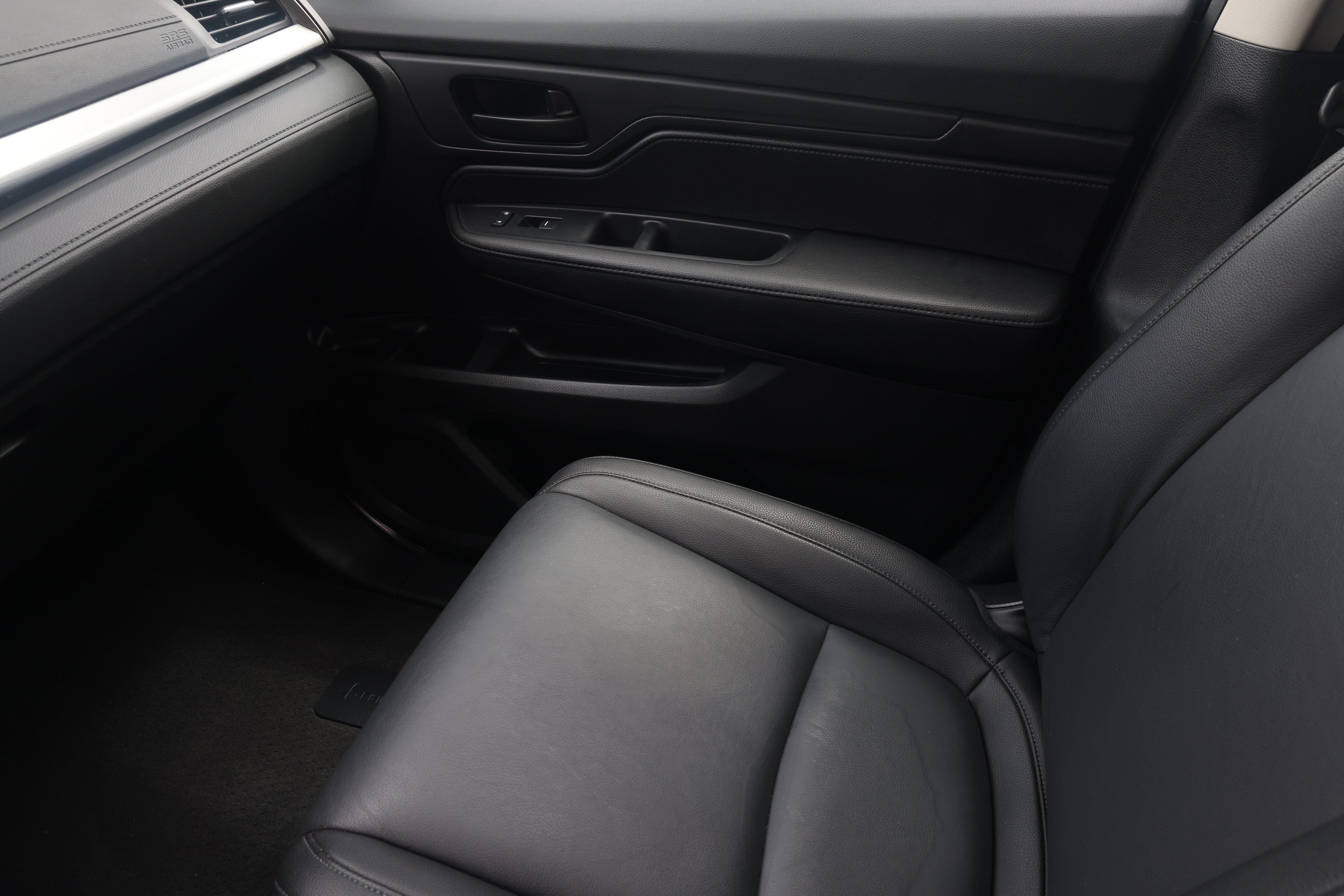 Used 2025 Honda Odyssey EX-L image 10