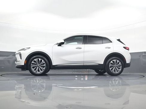 Used 2024 Buick Envision Preferred AWD/4WD image 28