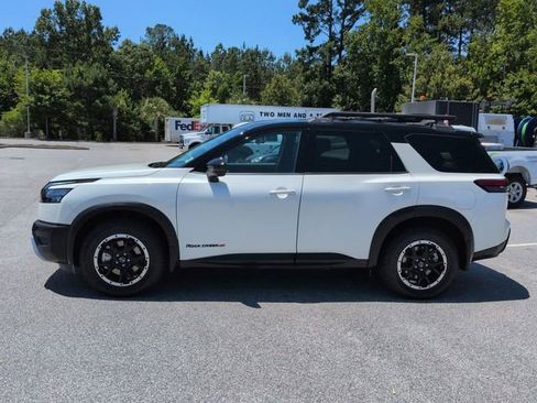 Used 2024 Nissan Pathfinder Rock Creek AWD/4WD image 7
