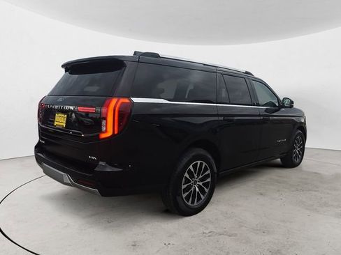 Certified 2025 Ford Expedition Max Platinum AWD/4WD image 5