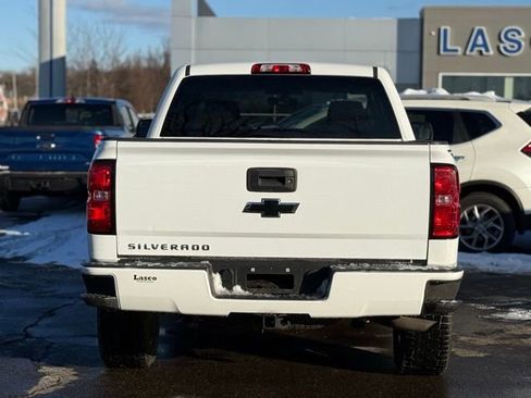 Used 2018 Chevrolet Silverado 1500 Custom image 33