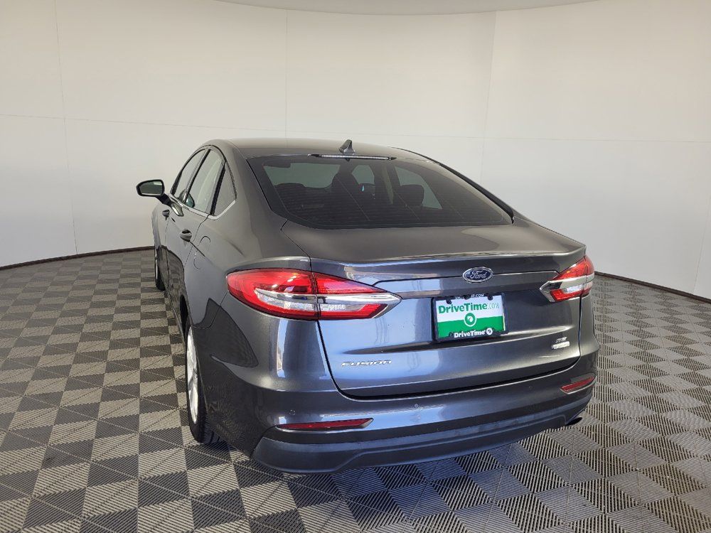 Used 2020 Ford Fusion SE FWD image 5