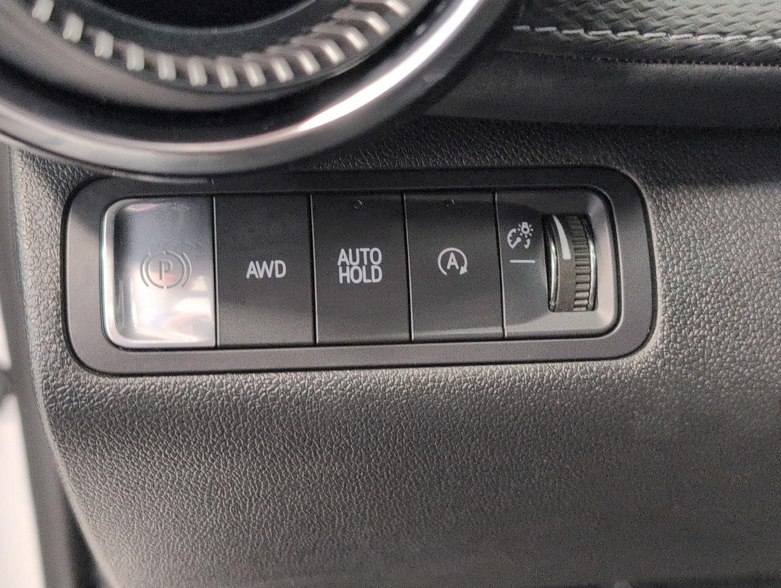Certified 2025 Chevrolet Equinox LT AWD/4WD image 11