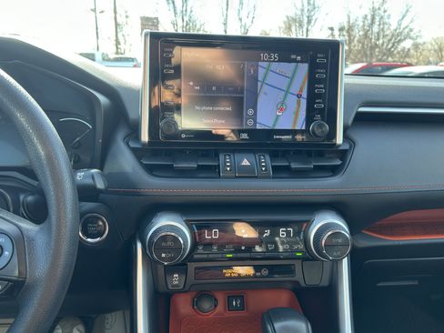 Used 2019 Toyota RAV4 Adventure image 11