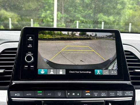 New 2026 Honda Odyssey Touring image 25