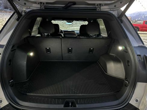 New 2026 GMC Terrain AT4 w/ Convenience Package III image 14