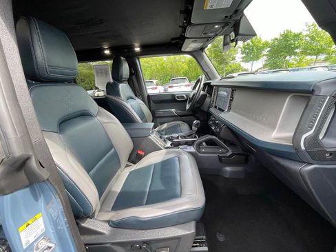 Used 2024 Ford Bronco Outer Banks AWD/4WD image 33