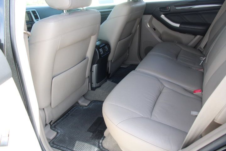 Used 2007 Toyota 4Runner Limited AWD/4WD image 16