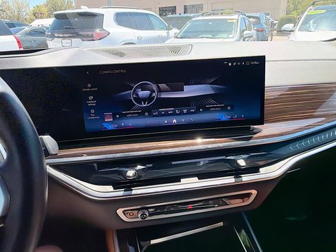 Used 2026 BMW X5 xDrive40i image 28