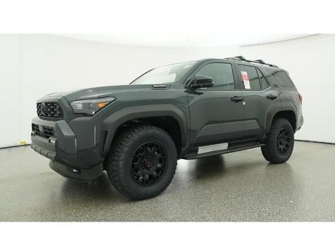 New 2026 Toyota 4Runner TRD Off-Road Premium AWD/4WD image 17