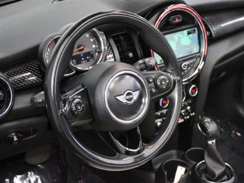 Used 2018 MINI Cooper S FWD image 14