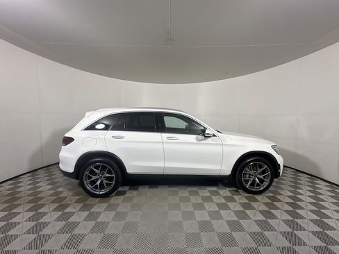 Used 2022 Mercedes-Benz GLC 300 4MATIC image 8