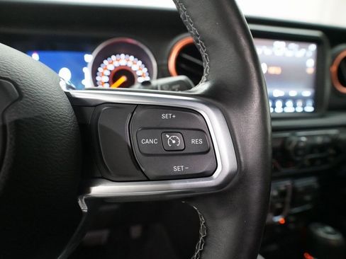 Used 2019 Jeep Wrangler Unlimited Sahara w/ Quick Order Package 24M Moab image 18