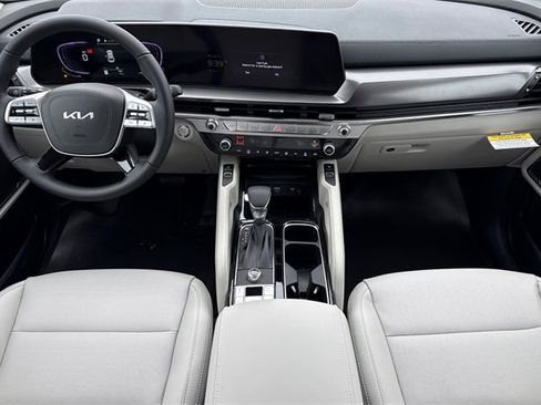 New 2025 Kia Telluride S image 15