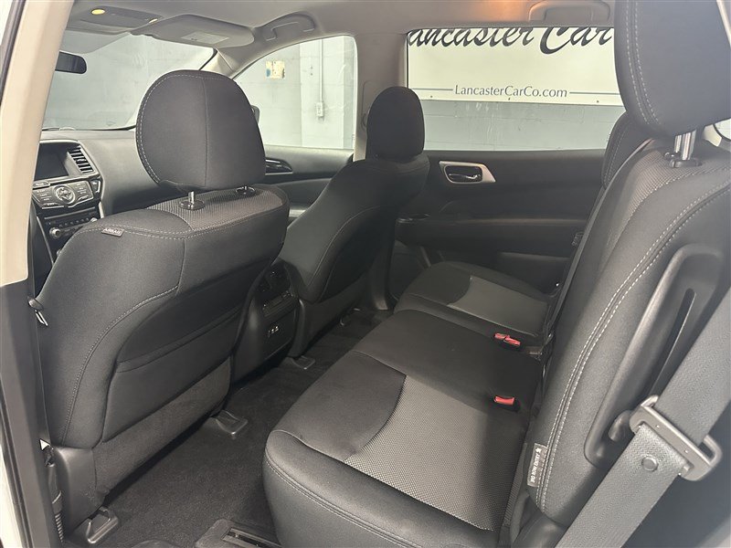 Used 2019 Nissan Pathfinder S AWD/4WD image 3