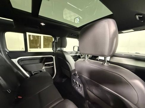 Used 2023 Land Rover Defender 110 S AWD/4WD image 32