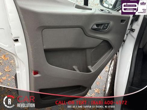 Used 2021 Ford Transit 350 XLT image 29