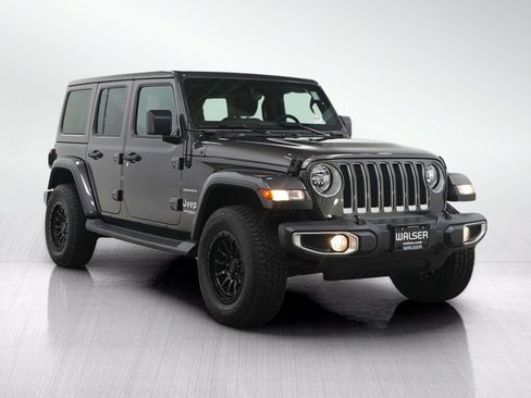 Used 2020 Jeep Wrangler Unlimited Sahara AWD/4WD image 8