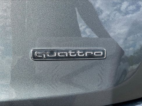 Used 2019 Audi Q5 2.0T Premium w/ Convenience Package image 31