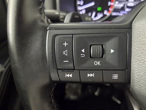 Used 2025 Nissan Rogue SV FWD image 22