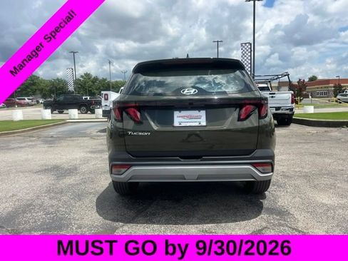 Used 2025 Hyundai Tucson SE FWD image 4