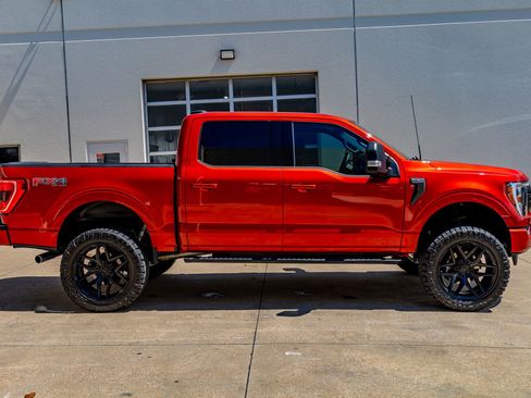 Used 2023 Ford F150 XLT w/ Equipment Group 302A High image 10