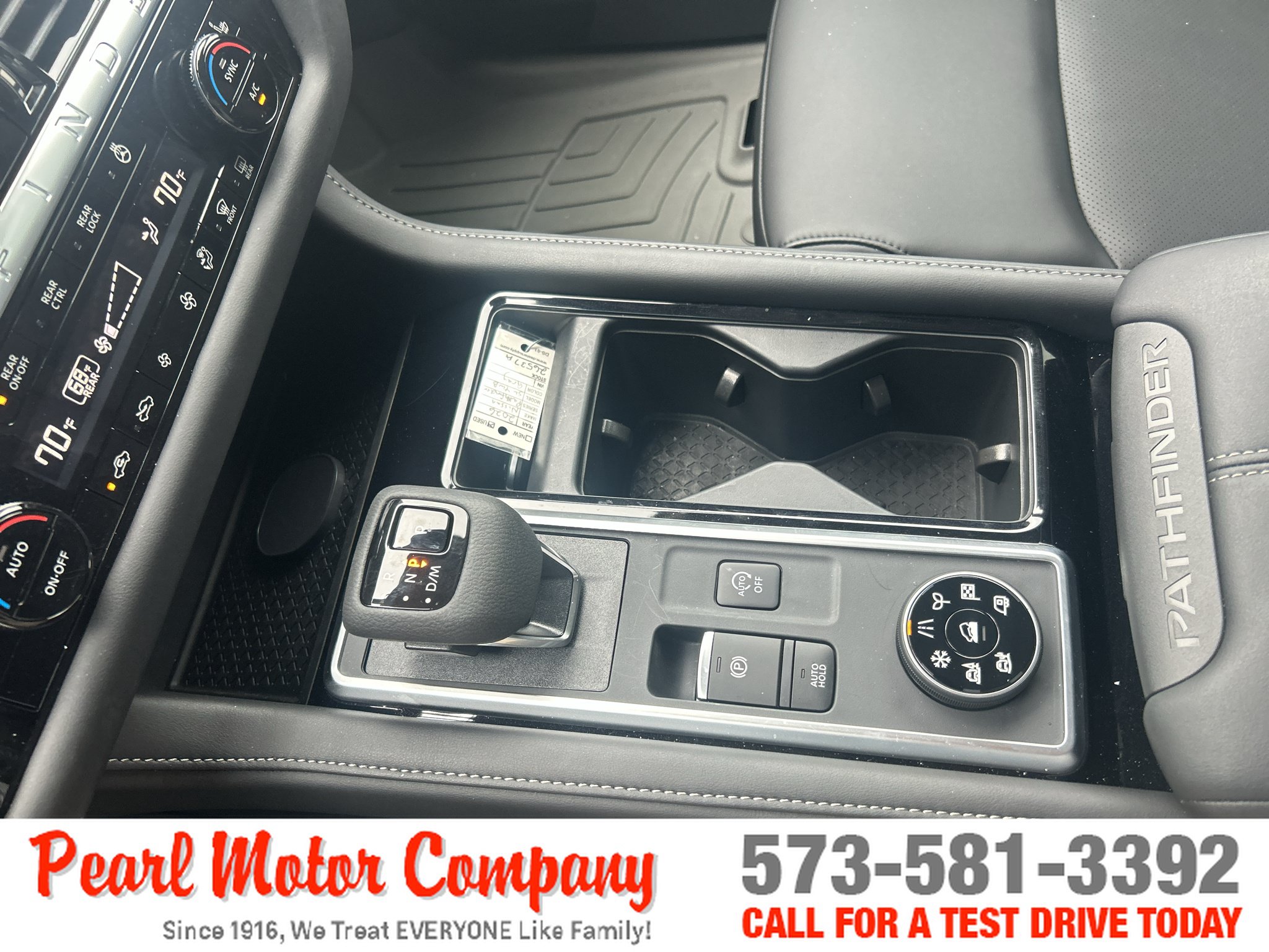 Used 2026 Nissan Pathfinder SL w/ Cargo Package AWD/4WD image 19