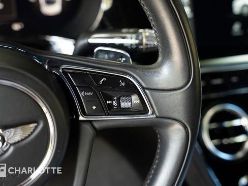 Used 2020 Bentley Continental GT image 18