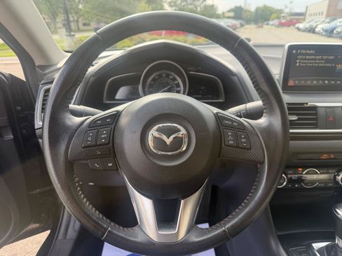 Used 2014 MAZDA MAZDA3 i Touring w/ Technology Package FWD image 10