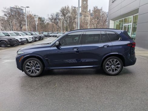 Used 2025 BMW X5 M60i w/ Climate Comfort Package image 7