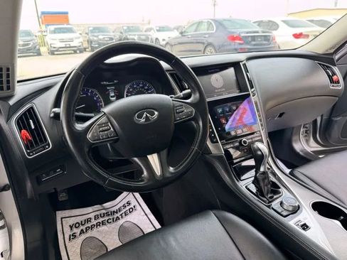 Used 2016 INFINITI Q50 Premium RWD image 26