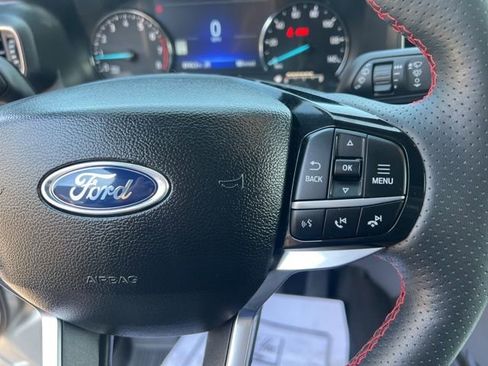 Certified 2024 Ford Explorer ST-Line w/ Class IV Trailer Tow Package AWD/4WD image 29