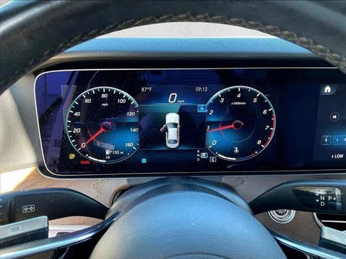 Used 2022 Mercedes-Benz E 350 Sedan image 21