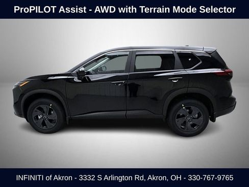 Used 2026 Nissan Rogue SV image 2