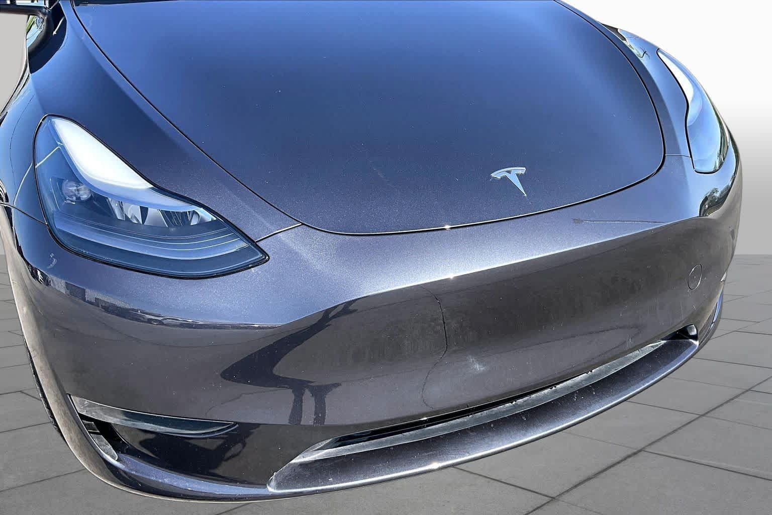 Used 2025 Tesla Model Y Long Range RWD image 27