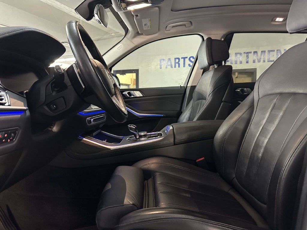 Used 2022 BMW X7 xDrive40i w/ Premium Package AWD/4WD image 7