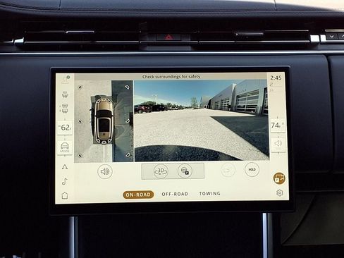 Certified 2025 Land Rover Range Rover SE AWD/4WD image 19