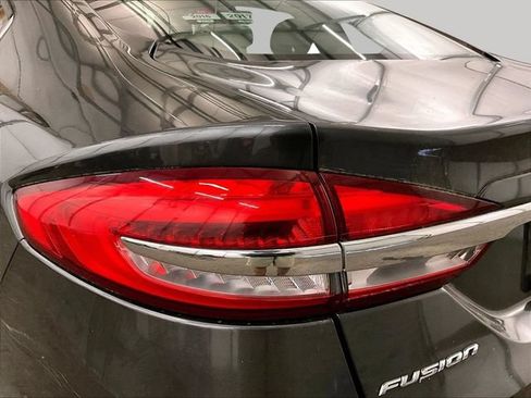 Used 2017 Ford Fusion S FWD image 28
