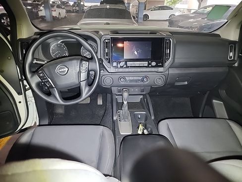 Used 2025 Nissan Frontier S w/ S Utility Package RWD image 6