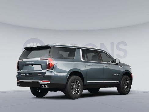 New 2026 GMC Yukon XL AT4 AWD/4WD image 4