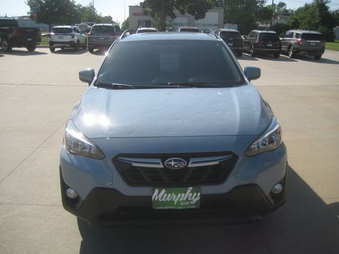 Used 2023 Subaru Crosstrek 2.0i Premium AWD/4WD image 3