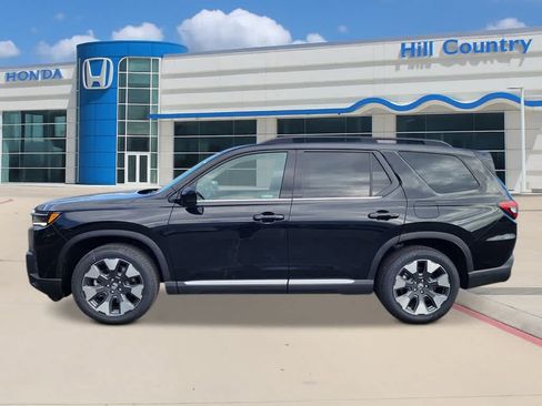 New 2026 Honda Pilot Elite image 2